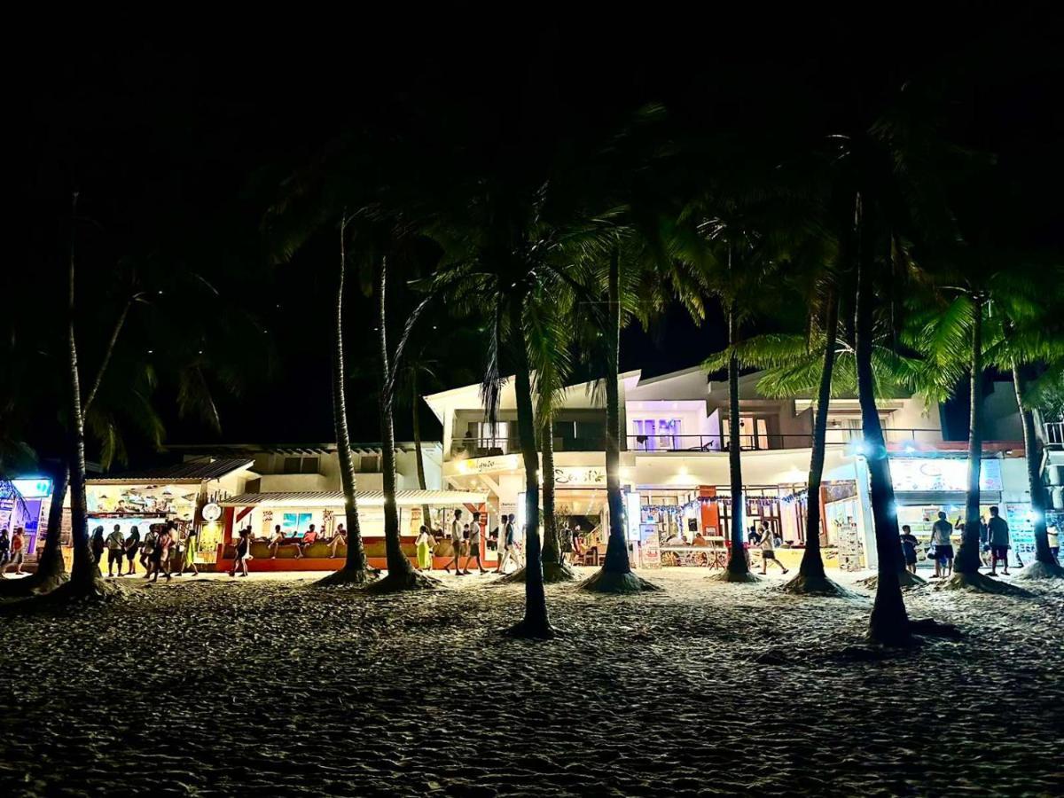 Calypso Beach And Dive Resort Manoc-Manoc Exteriör bild