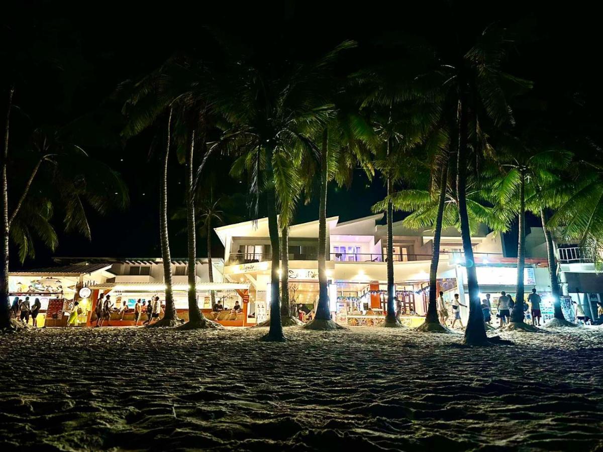 Calypso Beach And Dive Resort Manoc-Manoc Exteriör bild