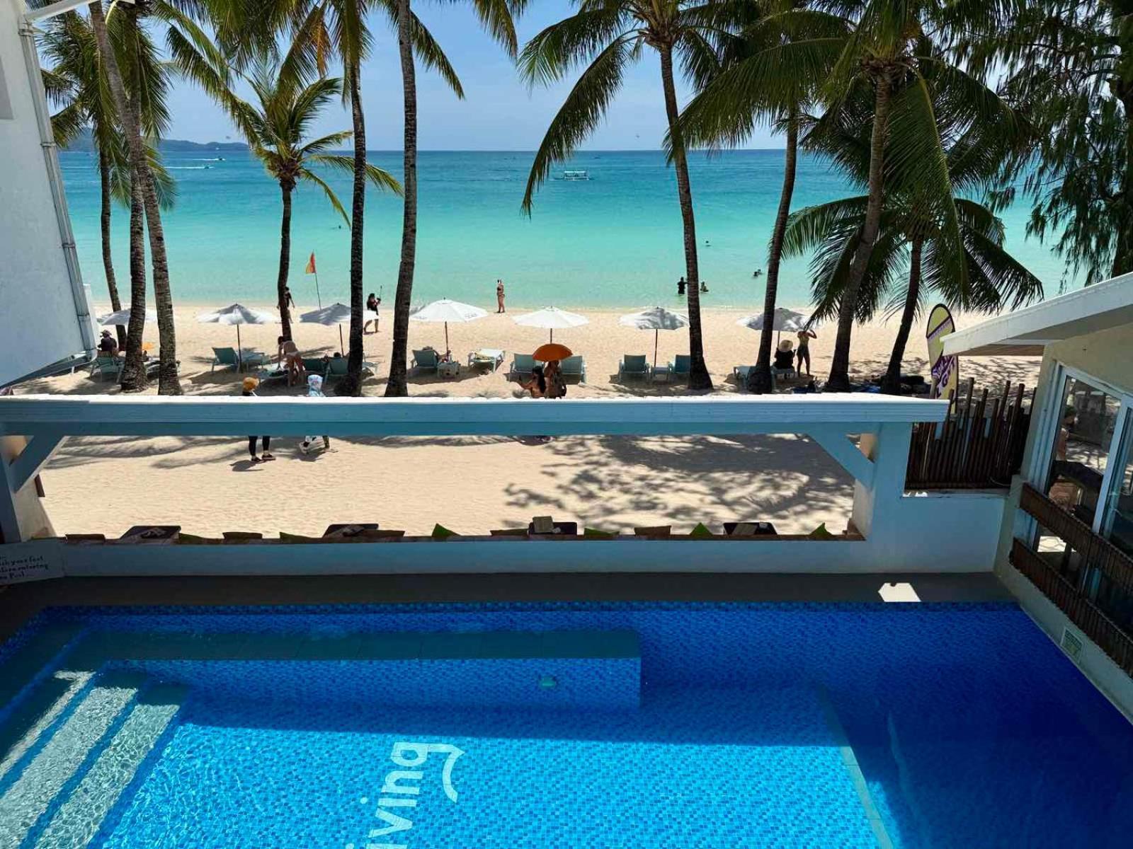 Calypso Beach And Dive Resort Manoc-Manoc Exteriör bild